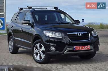 Внедорожник / Кроссовер Hyundai Santa FE 2012 в 
