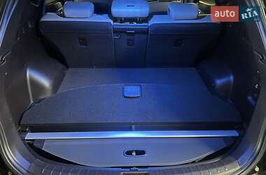 Позашляховик / Кросовер Hyundai Santa FE 2013 в 