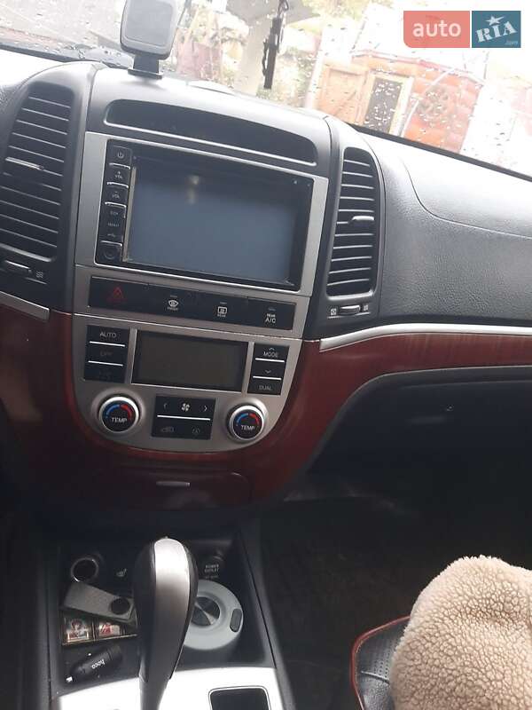 Позашляховик / Кросовер Hyundai Santa FE 2010 в Калуші