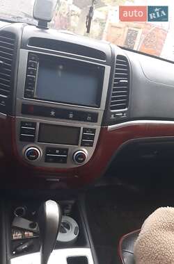 Внедорожник / Кроссовер Hyundai Santa FE 2010 в 