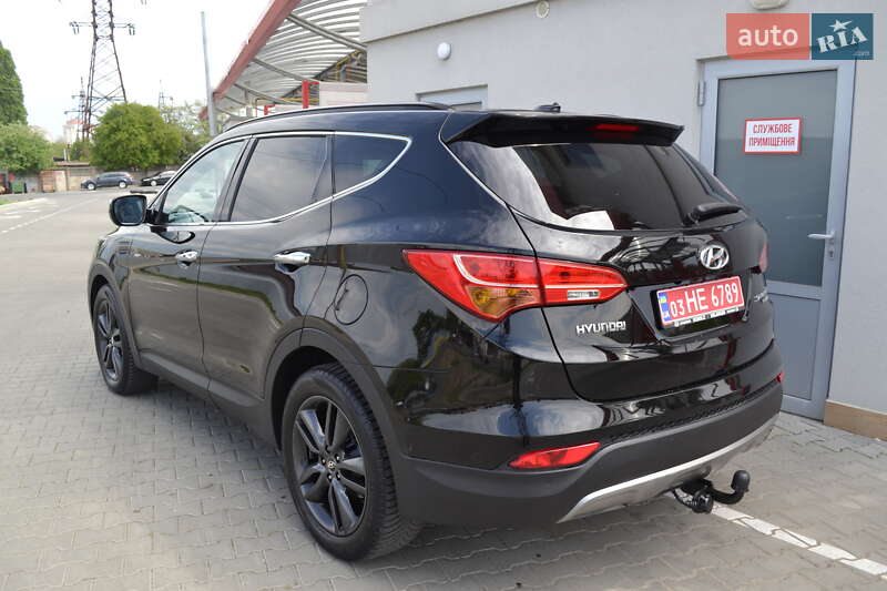 Позашляховик / Кросовер Hyundai Santa FE 2012 в Вінниці