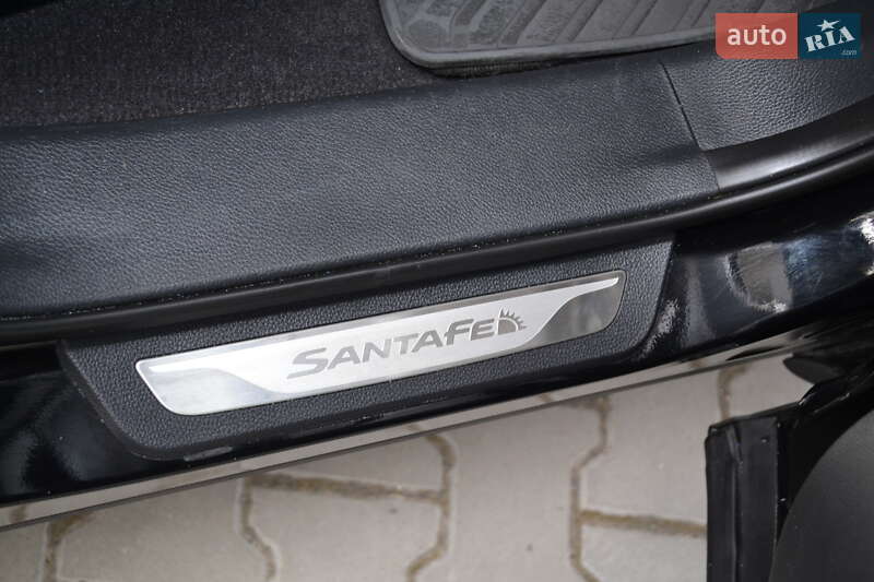 Позашляховик / Кросовер Hyundai Santa FE 2012 в Вінниці