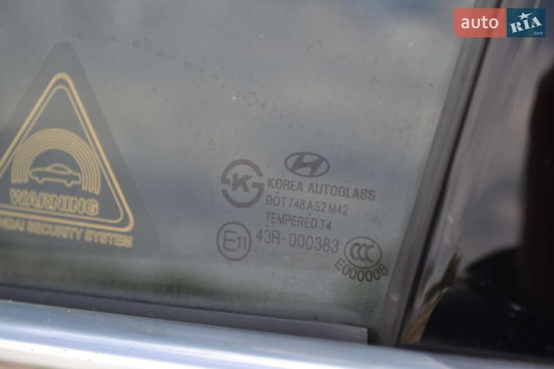 Позашляховик / Кросовер Hyundai Santa FE 2012 в Вінниці