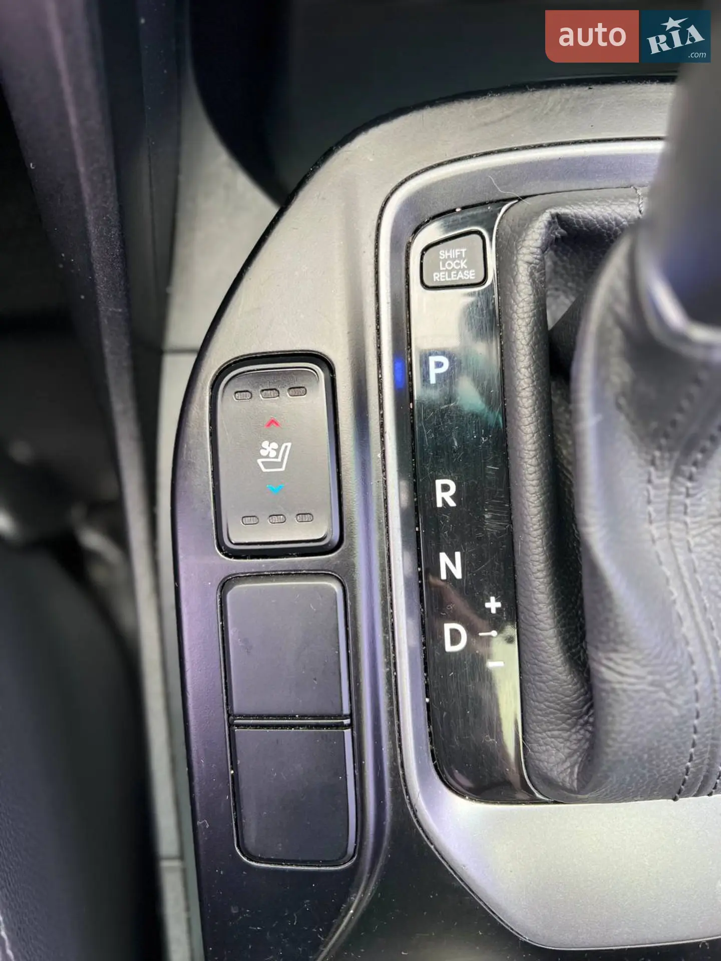 2013 Hyundai Santa Fe - мініатюра 13