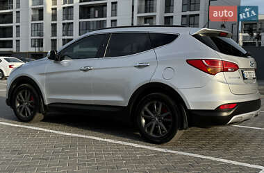 Позашляховик / Кросовер Hyundai Santa FE 2013 в 