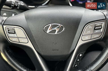 Позашляховик / Кросовер Hyundai Santa FE 2013 в 