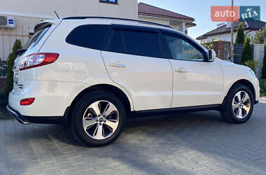 Внедорожник / Кроссовер Hyundai Santa FE 2012 в 