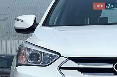 Внедорожник / Кроссовер Hyundai Santa FE 2014 в 