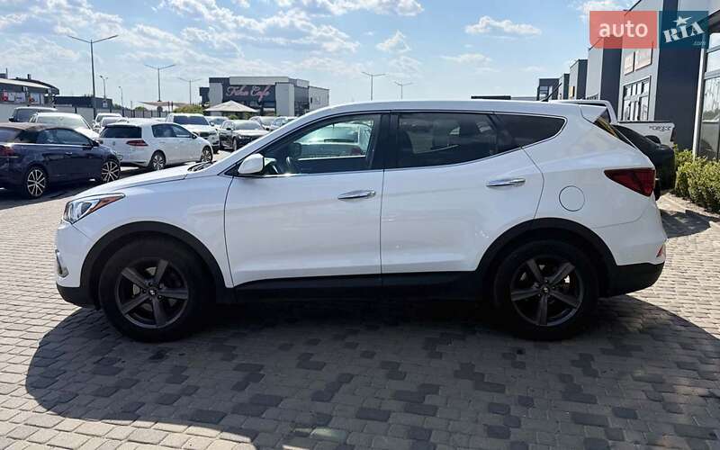 Внедорожник / Кроссовер Hyundai Santa FE 2017 в Мукачево