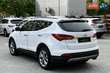 Внедорожник / Кроссовер Hyundai Santa FE 2012 в 