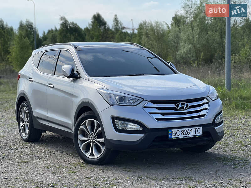 Позашляховик / Кросовер Hyundai Santa FE 2013 в Львові