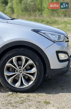 Внедорожник / Кроссовер Hyundai Santa FE 2013 в Львове