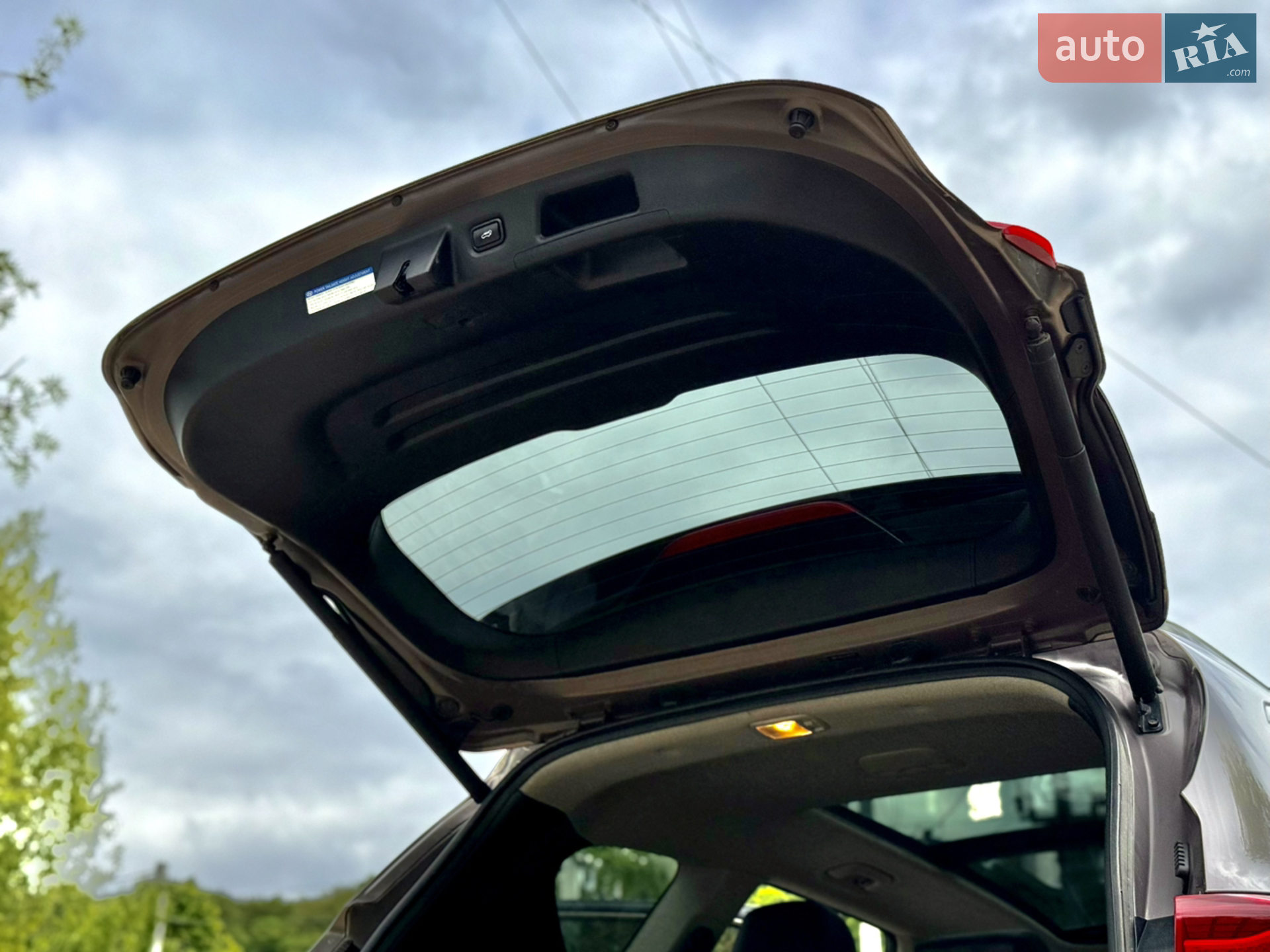 2018 Hyundai Santa Fe - мініатюра 48