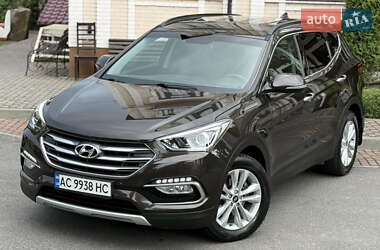 Позашляховик / Кросовер Hyundai Santa FE 2017 в 