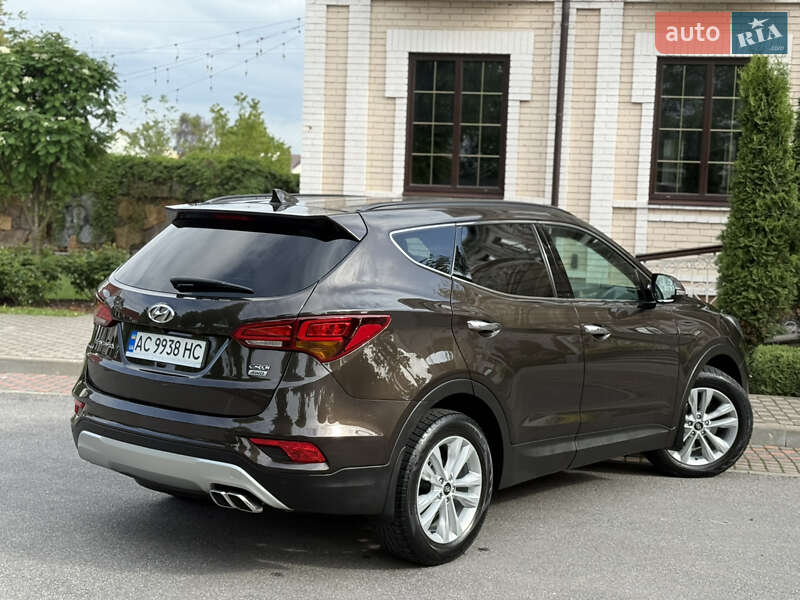 Позашляховик / Кросовер Hyundai Santa FE 2017 в Вінниці