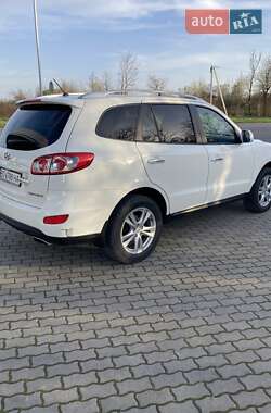 Позашляховик / Кросовер Hyundai Santa FE 2011 в 