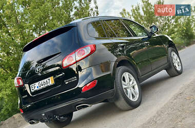 Позашляховик / Кросовер Hyundai Santa FE 2011 в 