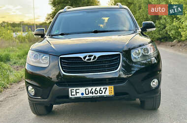 Позашляховик / Кросовер Hyundai Santa FE 2011 в 