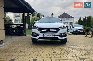 Внедорожник / Кроссовер Hyundai Santa FE 2015 в 