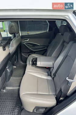 Позашляховик / Кросовер Hyundai Santa FE 2014 в 