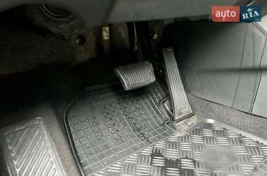 Внедорожник / Кроссовер Hyundai Santa FE 2014 в 