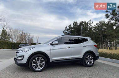 Позашляховик / Кросовер Hyundai Santa FE 2014 в 