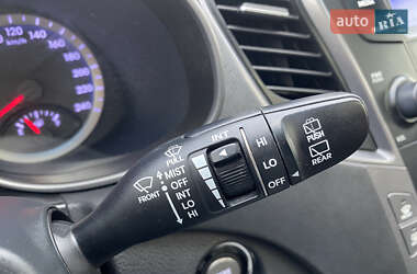Позашляховик / Кросовер Hyundai Santa FE 2014 в 