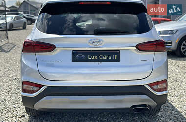 Позашляховик / Кросовер Hyundai Santa FE 2019 в 