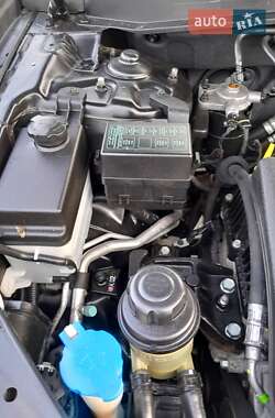 Внедорожник / Кроссовер Hyundai Santa FE 2012 в 
