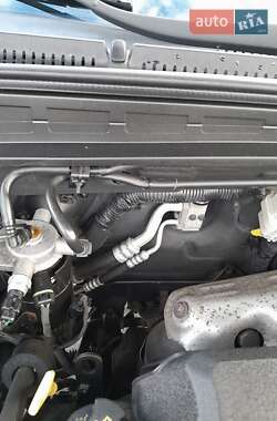 Внедорожник / Кроссовер Hyundai Santa FE 2012 в 