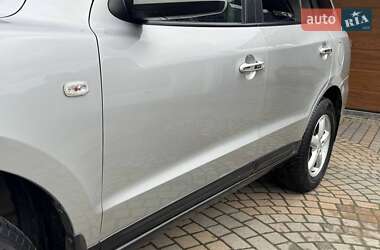 Позашляховик / Кросовер Hyundai Santa FE 2007 в 