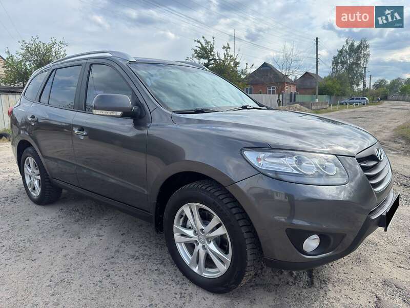 Позашляховик / Кросовер Hyundai Santa FE 2012 в Охтирці