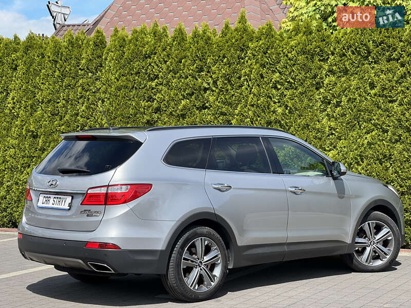 Внедорожник / Кроссовер Hyundai Santa FE 2015 в Стрые