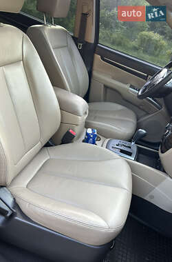 Позашляховик / Кросовер Hyundai Santa FE 2011 в 