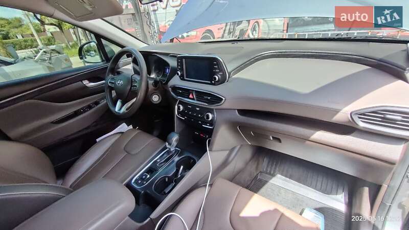 Позашляховик / Кросовер Hyundai Santa FE 2019 в Івано-Франківську