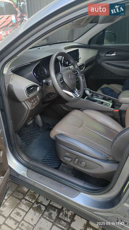 Позашляховик / Кросовер Hyundai Santa FE 2019 в Івано-Франківську