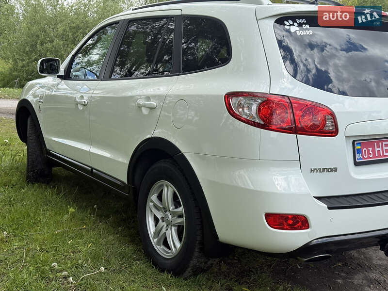 Позашляховик / Кросовер Hyundai Santa FE 2007 в Рівному