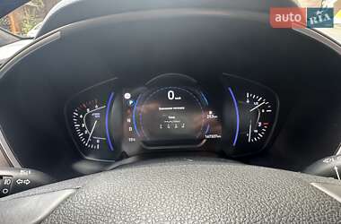 Внедорожник / Кроссовер Hyundai Santa FE 2019 в 