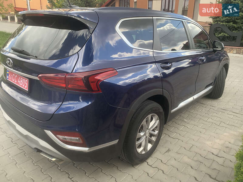 Внедорожник / Кроссовер Hyundai Santa FE 2019 в Тернополе