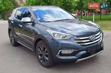 Внедорожник / Кроссовер Hyundai Santa FE 2017 в Киеве