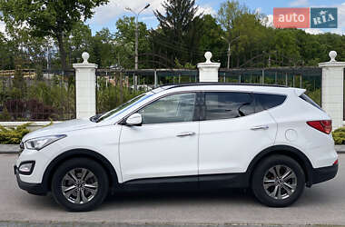 Внедорожник / Кроссовер Hyundai Santa FE 2014 в 