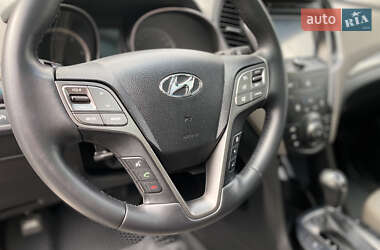 Внедорожник / Кроссовер Hyundai Santa FE 2014 в 