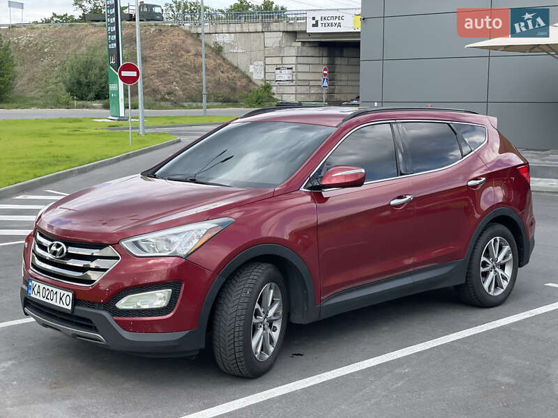 Внедорожник / Кроссовер Hyundai Santa FE 2014 в Вишневом