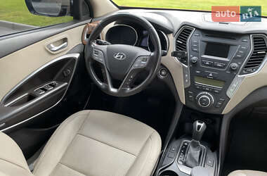 Внедорожник / Кроссовер Hyundai Santa FE 2014 в 