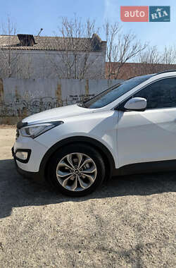 Позашляховик / Кросовер Hyundai Santa FE 2012 в 