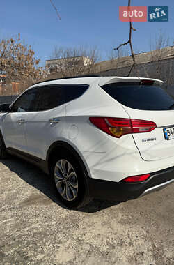 Позашляховик / Кросовер Hyundai Santa FE 2012 в 