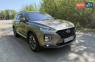 Внедорожник / Кроссовер Hyundai Santa FE 2018 в Киеве