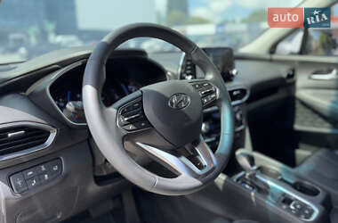 Позашляховик / Кросовер Hyundai Santa FE 2019 в 
