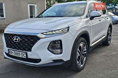 Внедорожник / Кроссовер Hyundai Santa FE 2018 в 