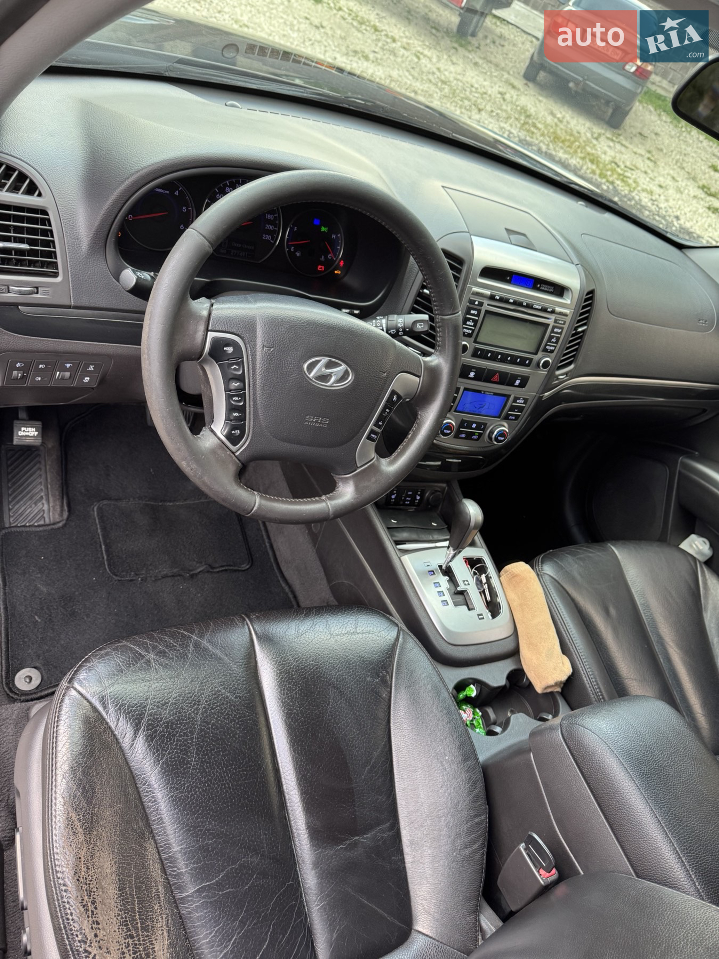 2010 Hyundai Santa Fe - мініатюра 9